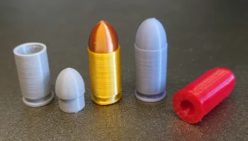 Реплика .380 ACP и защелкивающаяся крышка......