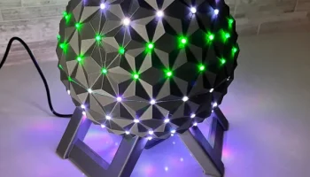 Земля космического корабля EPCOT с магнитными отверстиями... 5