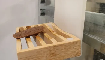 Мыльница Ikea Dragan для душевой двери