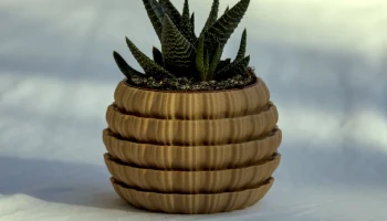 Bent pot 1