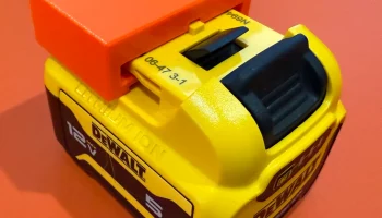 Лучшее крепление для батареи Dewalt с 2 отверстиями для ... 1