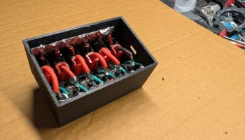 Блок предохранителей Anderson Powerpole со светодиодами 7