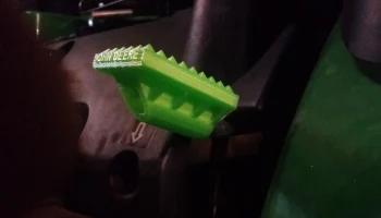 Педаль блокировки дифференциала трактора John Deere 1 серии 2