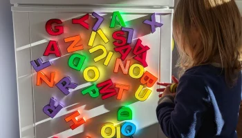 Буквы и цифры алфавита со встраиваемыми магнитами - Магни...
