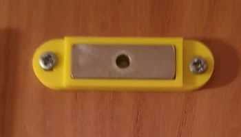 Магнит на дверь гардероба Kleiderschrank T&uuml;rmagnet...... 1