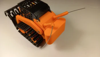 Задняя крышка MiniSkidi Mk3 с вытяжками (антенные каналы)... 1