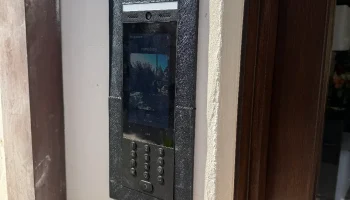 Ubiquiti Интерком для скрытого монтажа