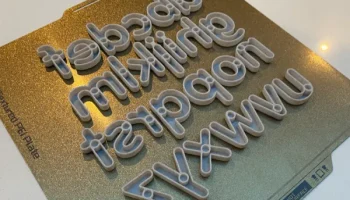 Магнит на холодильник с алфавитом...... 2