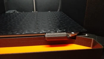 odpadkov&yacute; ko&scaron; pro core one a čistič s v&yacute;řezem, магнит 20x... 1