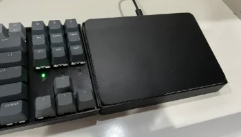 Подставка для трекпада Apple Magic на магнитных ножках...... 1