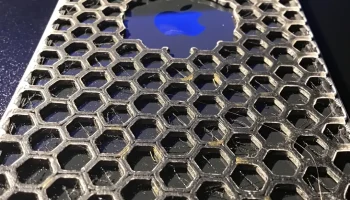 Чехол HoneyComb (Iphone SE 2-го поколения) 1