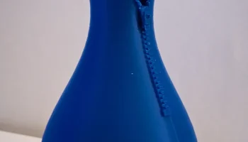 Zip Vase 1