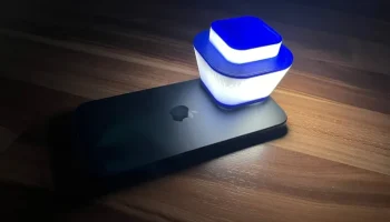 Рассеиватель фонаря для iPhone 15 Pro 2