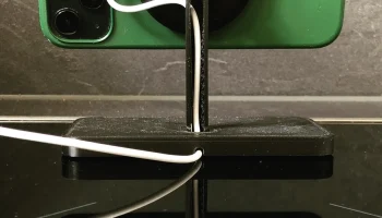 Подставка для iPhone Magsafe в режиме ожидания 6