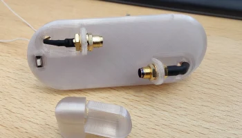 Задняя крышка Lilygo T-Embed для двух антенн............. 4