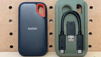 Компактный футляр SanDisk Extreme Portable SSD (SDSSDE61) 5