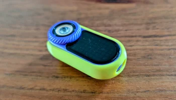 Крепление для бейсболки и карманов Loop Gear Loopdot 1