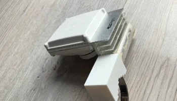 Drž&aacute;k Mikrotik ant&eacute;ny / Держатель антенны Mikrotik......