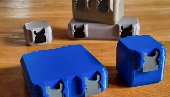 Универсальные коробки на защелках 2