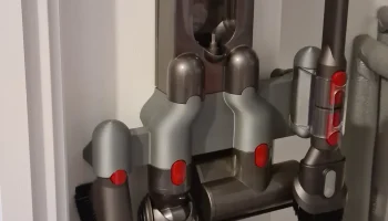 Держатель аксессуаров Dyson Держатель аксессуаров Dyson