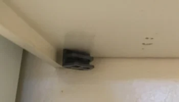 Держатель для подставки под шкафом 2