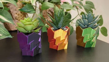 Fejka vase 2