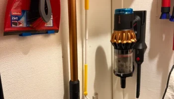Держатель инструмента Dyson V16 - модульная система заще... 1