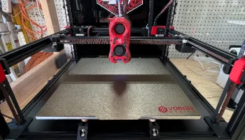 Крепление экрана BTT HDMI5 для Voron 2.4, расширенное дл... 2