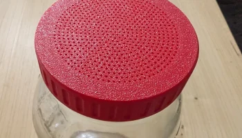 Сетчатая крышка каменной банки