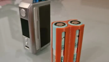 Открытый корпус с двумя батареями 18650