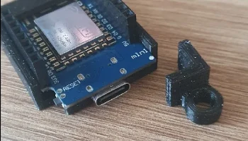 ESP8266 Чехол WEMOS D1 с отверстиями для винтов!