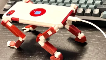 Чехол Lucky 13 для iPhone SE (2020, 2022 г.) 3