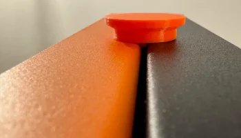 Магнитный дверной замок для Prusa CORE One......