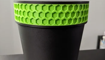 Миска из скорлупы фисташек с крышкой 3