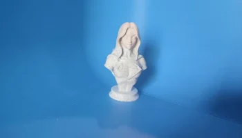 Статуя Супергёрл 2