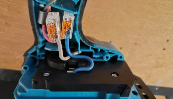 Переходник для аккумулятора Ryobi one+ на дрель Makita 1