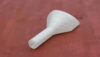 Автомобильная воронка для топлива 3