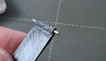 Подставка Spigen для чехла Pixel 8 2