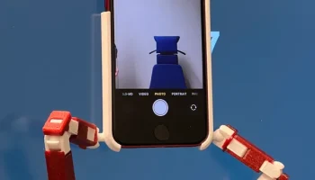 Чехол Lucky 13 для iPhone SE (2020, 2022 г.) 1