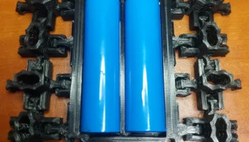 Держатель для батареек 18650 из кольчужной ткани