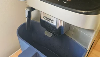 Контейнер для удаления накипи Delonghi Magnifica Evo... 1