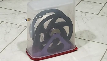 Подставка для перемотки контейнера Rubbermaid на 21 стака... 6