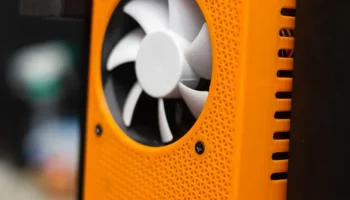 Крышка материнской платы Ender 3 V2 / Pro для вентилятор... 1