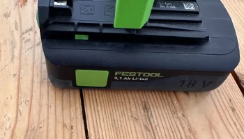 Аккумулятор Festool 18 В - Крышка клемм 2