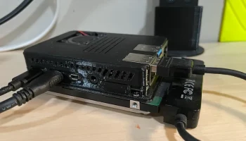 Корпус Raspberry Pi 4 Snap Fit с вентилятором и диском 2...
