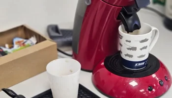 Держатель для капсул кофе Senseo и каплеуловитель с персо...