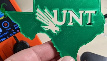 Мемориальная доска UNT Texas