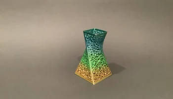 Ваза Voroni твист 2