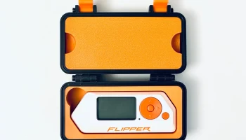 Жесткий футляр Flipper Zero со вставками (поддержки не т...