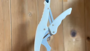 Compact Fish Grip - ремикс для маленьких рук...... 1